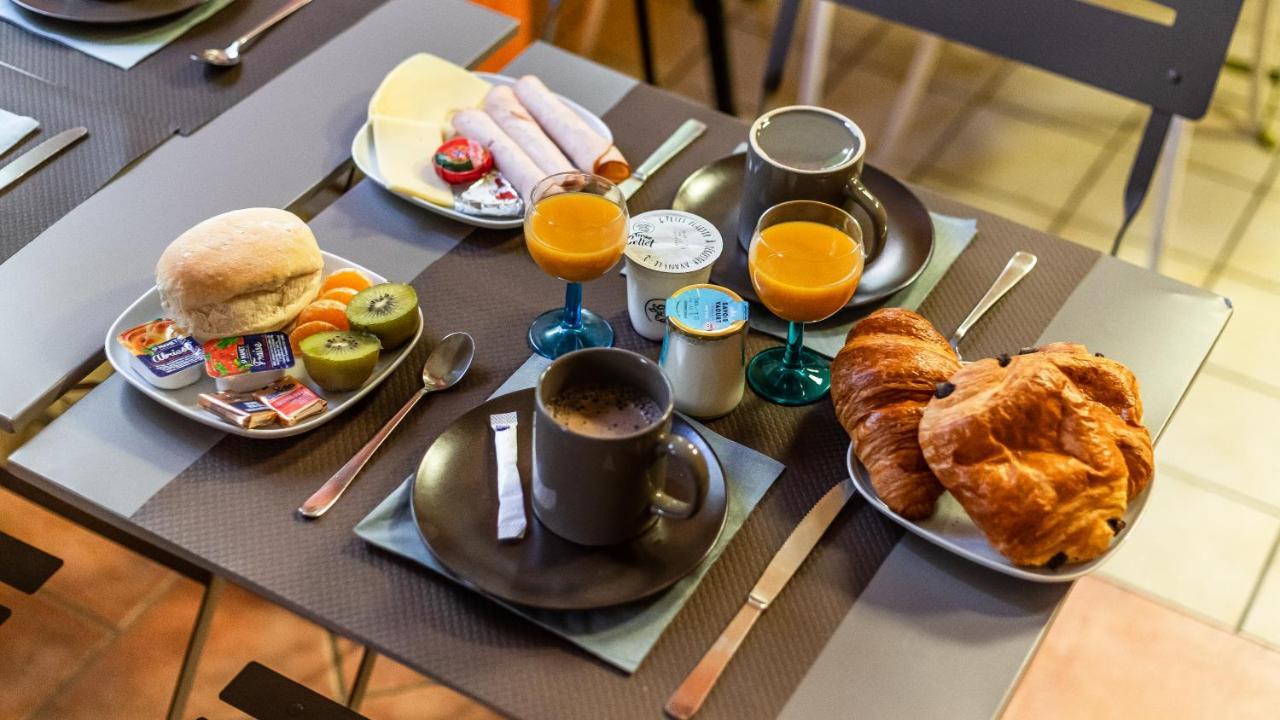 Hotel Furania Saint-Etienne  Zewnętrze zdjęcie