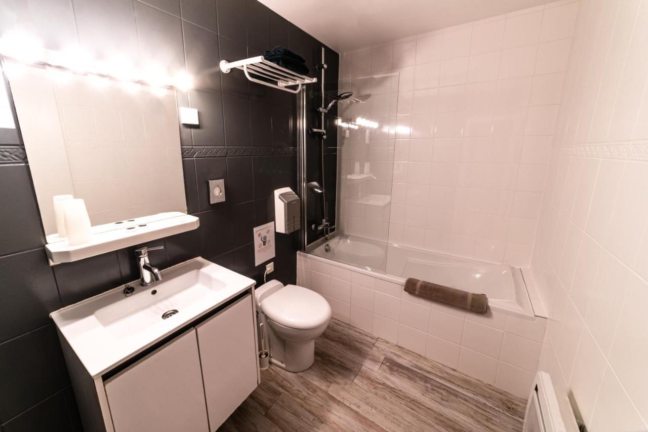 Hotel Furania Saint-Etienne  Zewnętrze zdjęcie